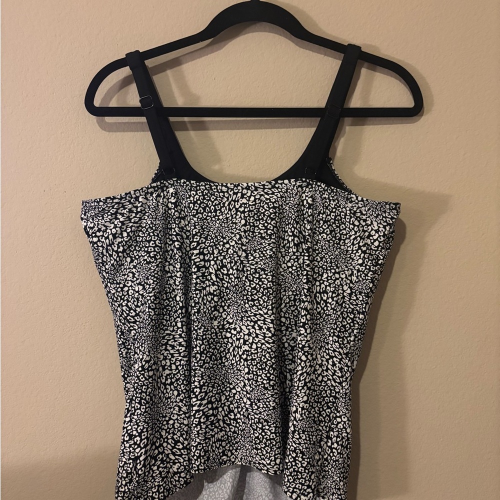 Coco Reef Printed Ultra Fit Underwire Bra-Sized Tankini Top - Picture 9 of 9